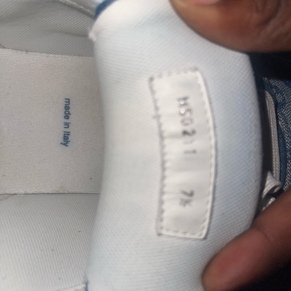 Louis Vuitton shoes - Picture 3 of 4